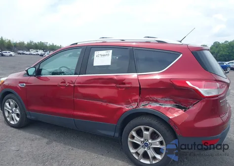 2016 Ford Escape Titanium from USA, damaged, VIN 1FMCU9JX8GUB11069